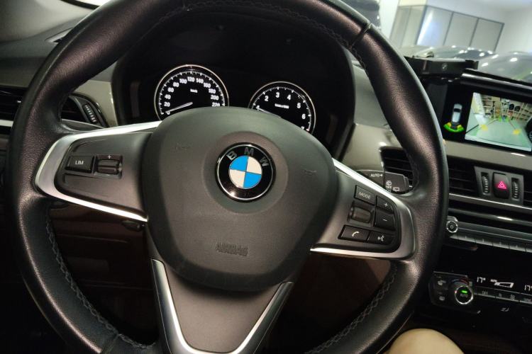 Used BMW X1 2019 sDrive18Li Premium Edition Steering Wheel
