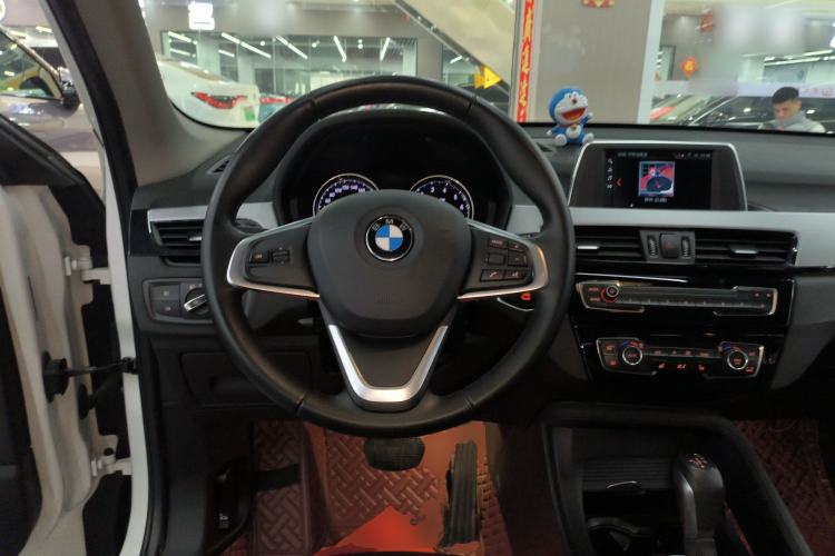 Used BMW X1 2019 sDrive20Li Leading Model Steering Wheel