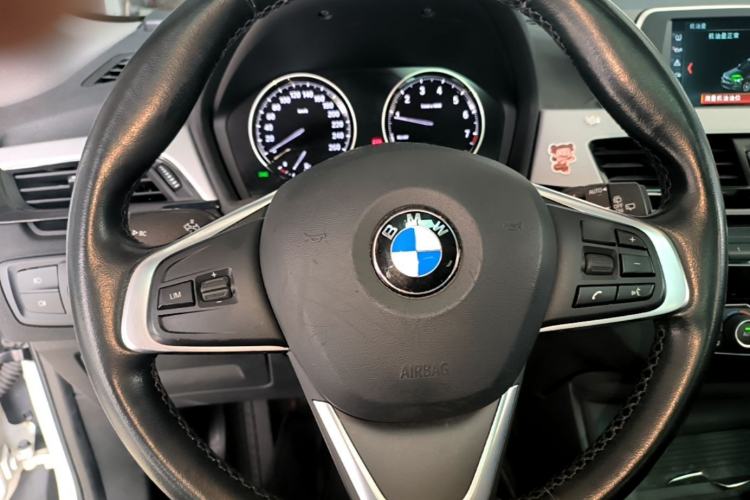 Used BMW X1 2019 sDrive20Li Leading Model Steering Wheel