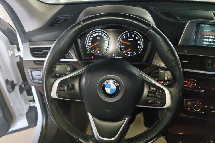 Used BMW X1 2019 sDrive18Li Premium Edition Steering Wheel