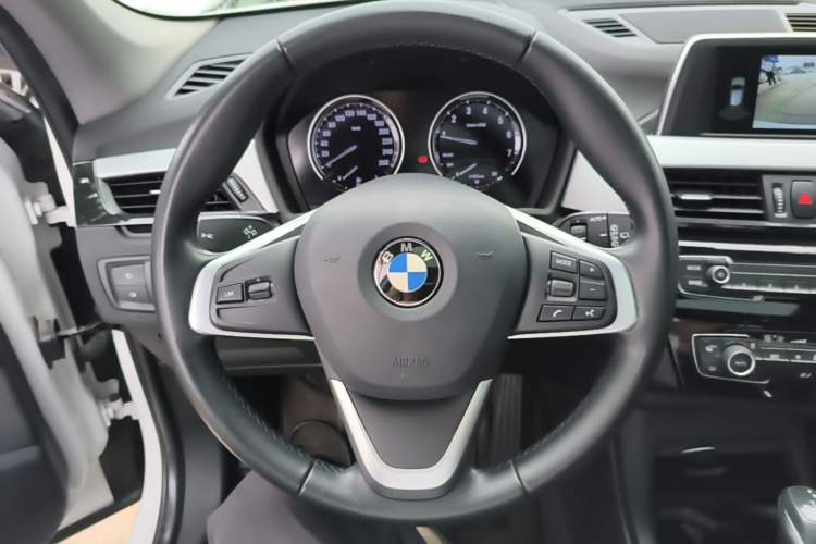 Used BMW X1 2019 sDrive20Li Leading Model Steering Wheel