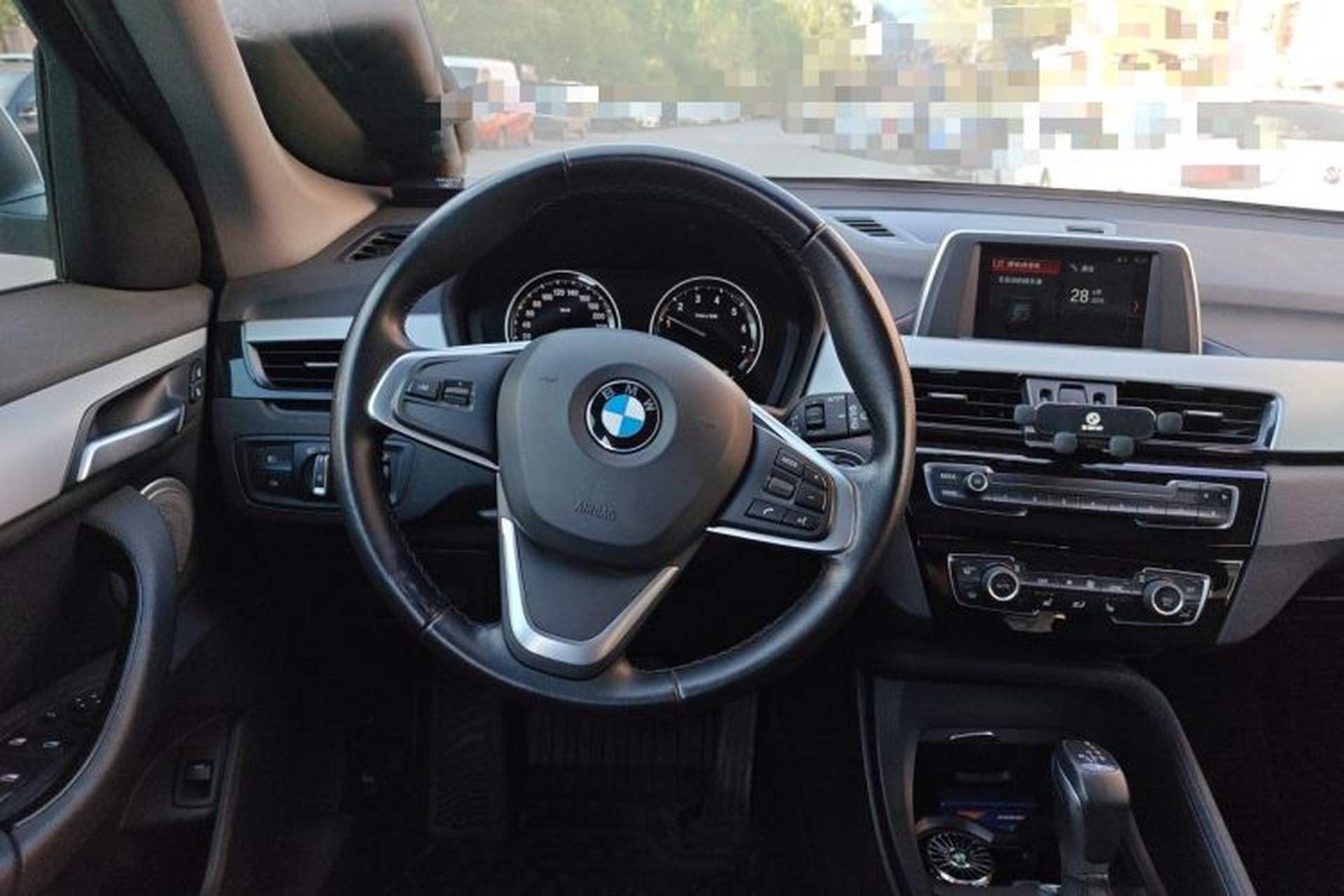 Used BMW X1 2019 sDrive20Li Leading Model Steering Wheel