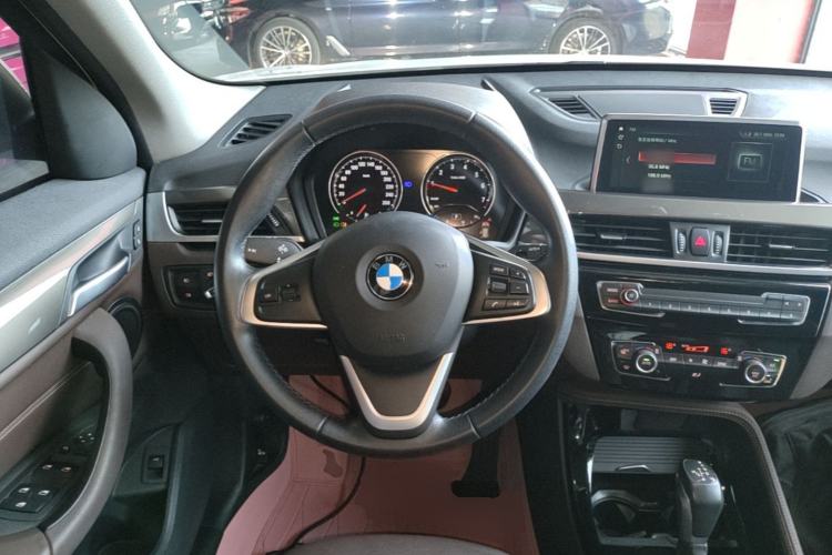 Used BMW X1 2019 xDrive20Li Luxury Model Steering Wheel