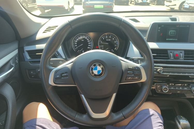Used BMW X1 2019 sDrive20Li Leading Model Steering Wheel