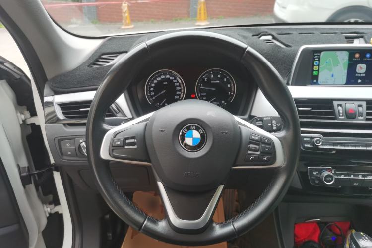 Used BMW X1 2019 sDrive20Li Leading Model Steering Wheel