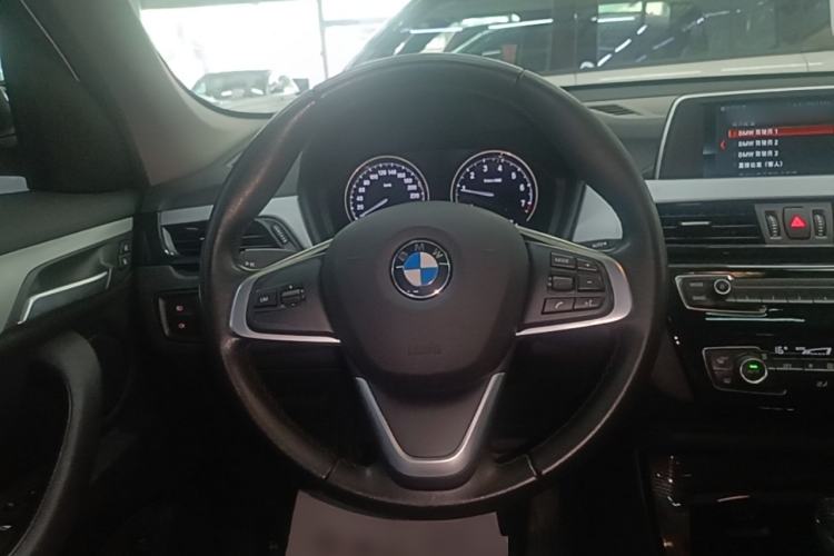 Used BMW X1 2019 sDrive20Li Leading Model Steering Wheel