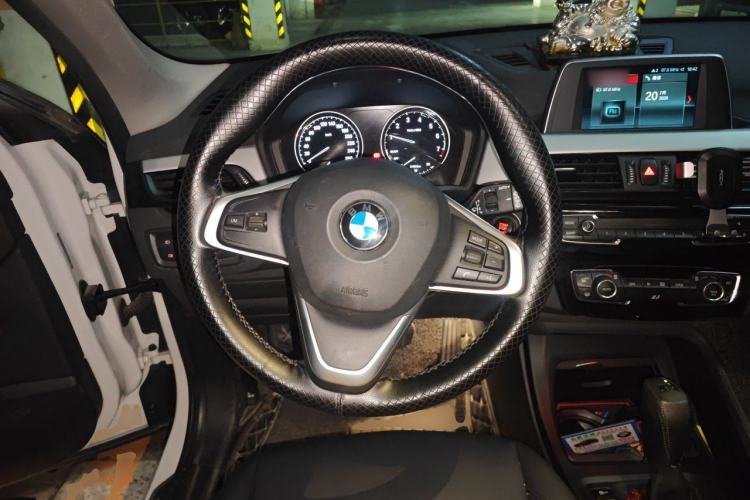 Used BMW X1 2019 sDrive20Li Leading Model Steering Wheel