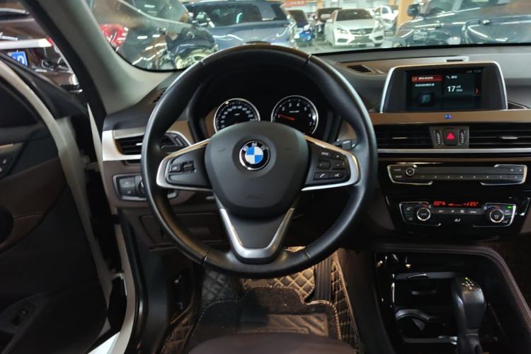Used BMW X1 2019 sDrive18Li Premium Edition Steering Wheel