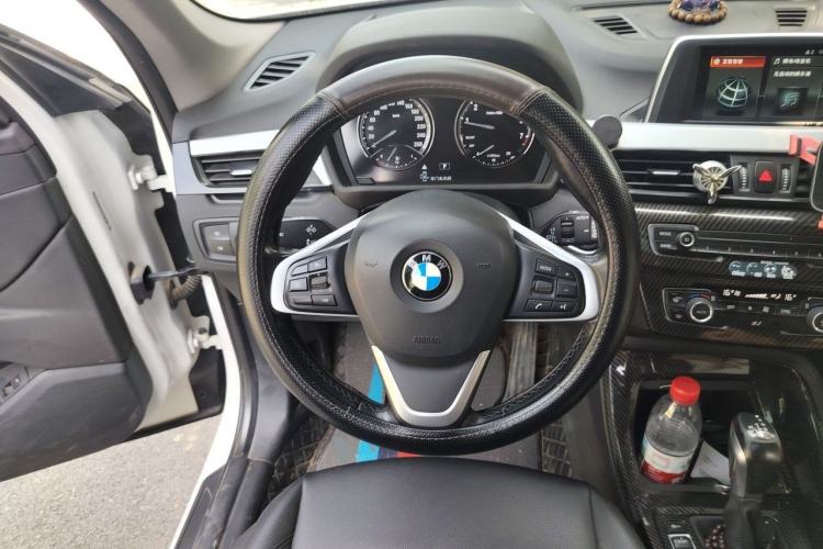 Used BMW X1 2019 sDrive20Li Leading Model Steering Wheel