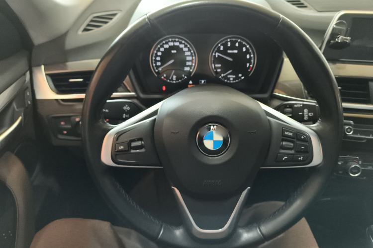 Used BMW X1 2019 sDrive18Li Premium Edition Steering Wheel