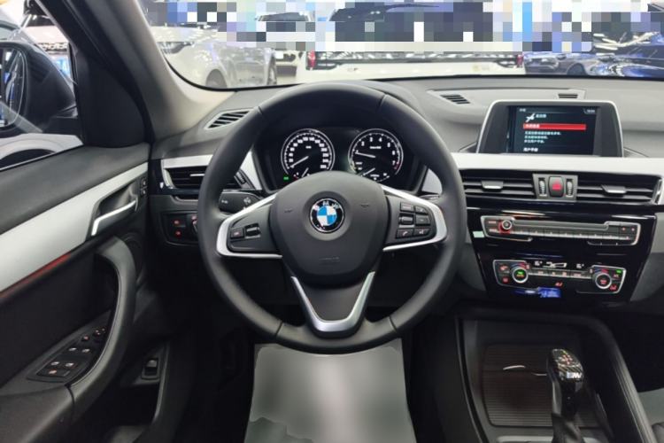Used BMW X1 2019 sDrive20Li Leading Model Steering Wheel