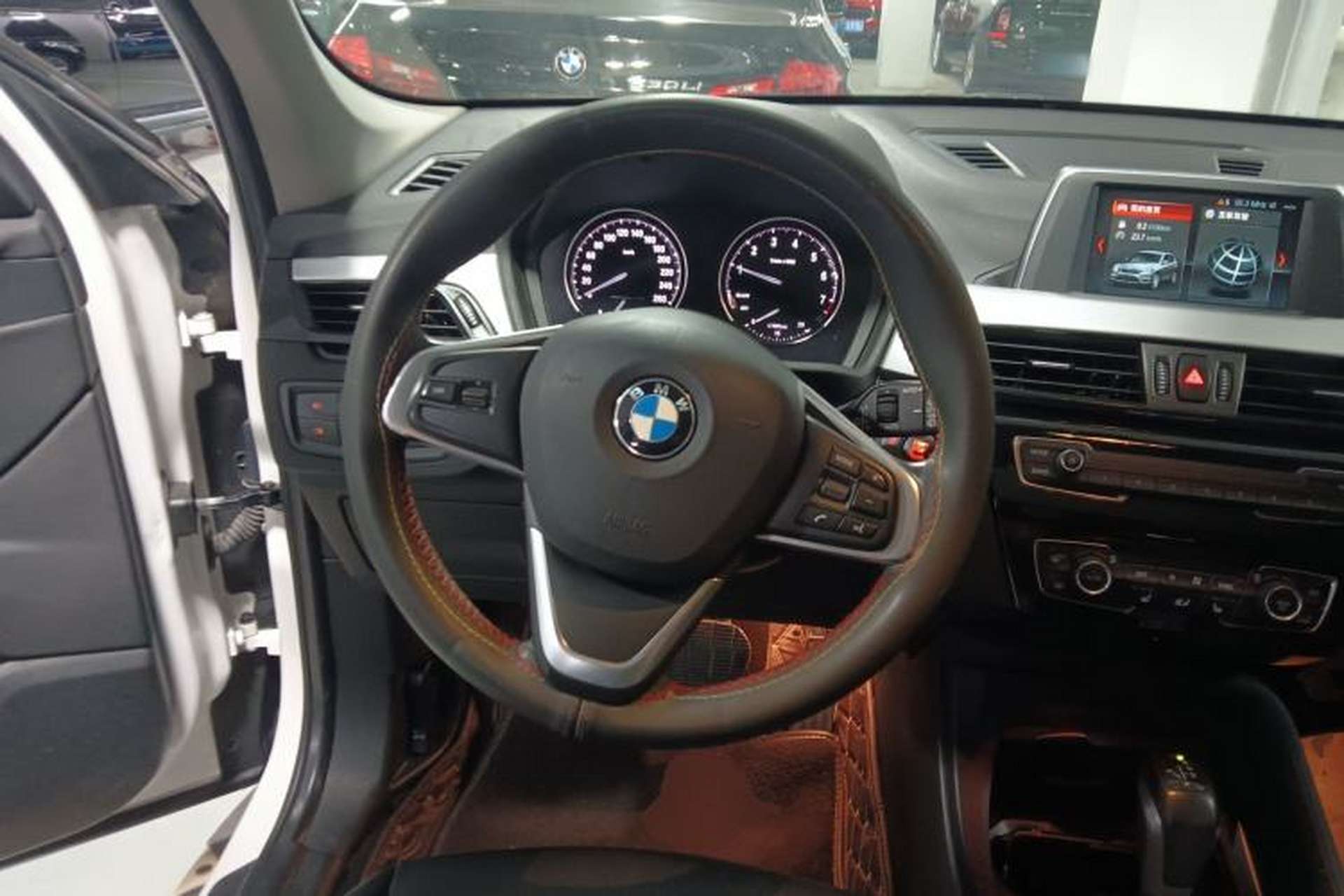 Used BMW X1 2019 sDrive18Li Fashion Model Steering Wheel