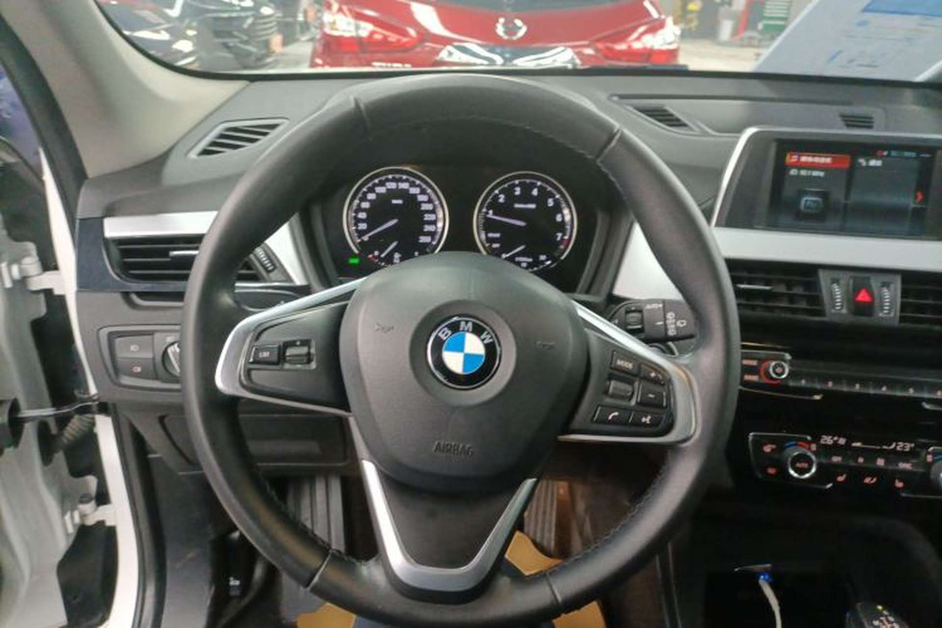 Used BMW X1 2019 sDrive20Li Leading Model Steering Wheel