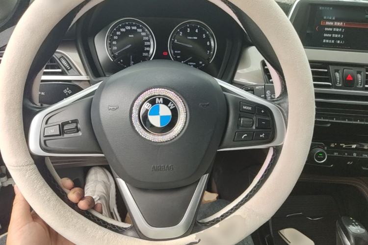 Used BMW X1 2019 sDrive18Li Premium Edition Steering Wheel
