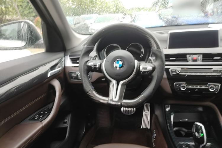 Used BMW X1 2019 xDrive20Li Luxury Model Steering Wheel