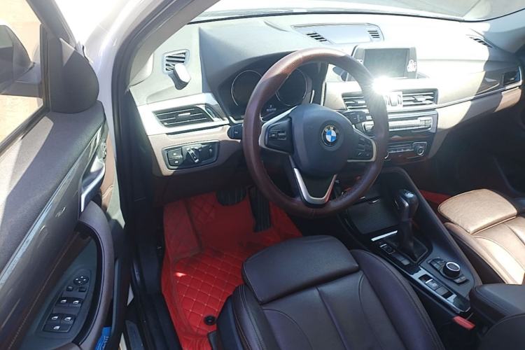 Used BMW X1 2019 sDrive18Li Premium Edition Steering Wheel