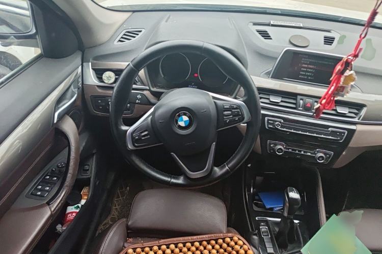 Used BMW X1 2019 sDrive18Li Premium Edition Steering Wheel