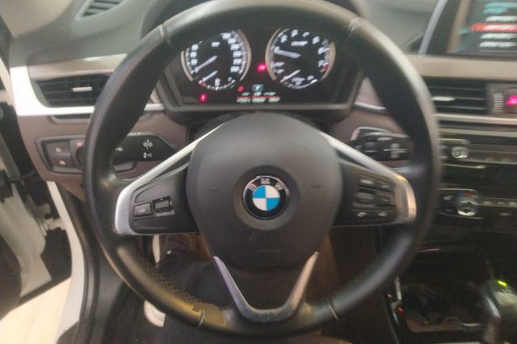 Used BMW X1 2019 sDrive18Li Premium Edition Steering Wheel