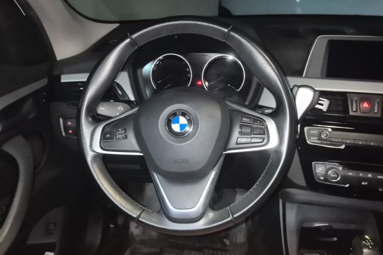 Used BMW X1 2019 sDrive20Li Leading Model Steering Wheel