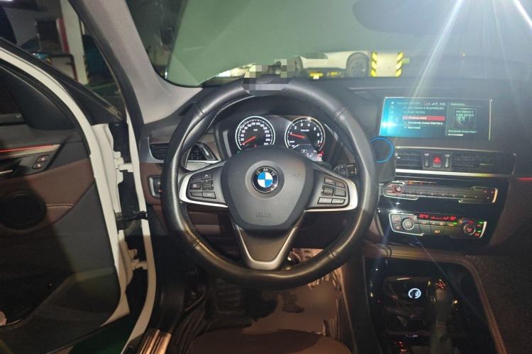 Used BMW X1 2019 xDrive20Li Luxury Model Steering Wheel