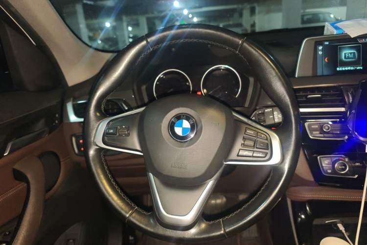Used BMW X1 2019 sDrive18Li Premium Edition Steering Wheel