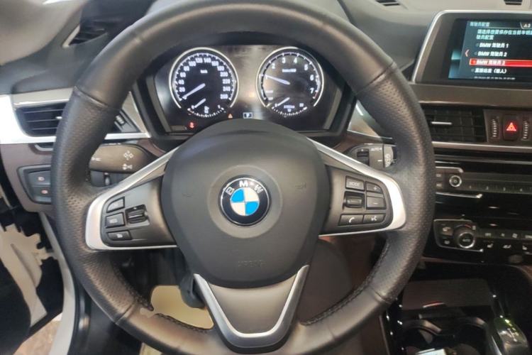 Used BMW X1 2019 sDrive18Li Premium Edition Steering Wheel