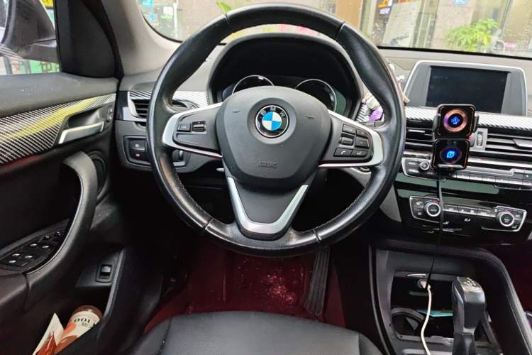Used BMW X1 2019 sDrive20Li Leading Model Steering Wheel