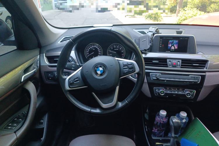 Used BMW X1 2019 sDrive18Li Premium Edition Steering Wheel
