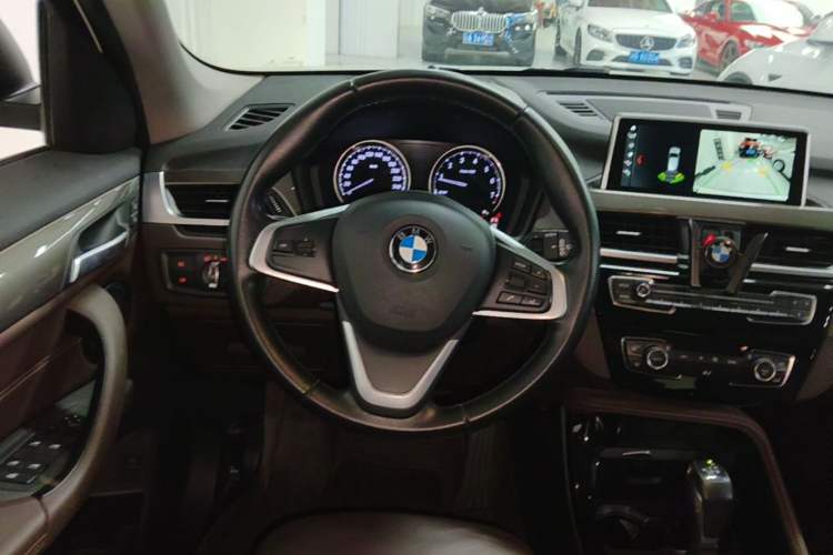 Used BMW X1 2019 xDrive20Li Luxury Model Steering Wheel