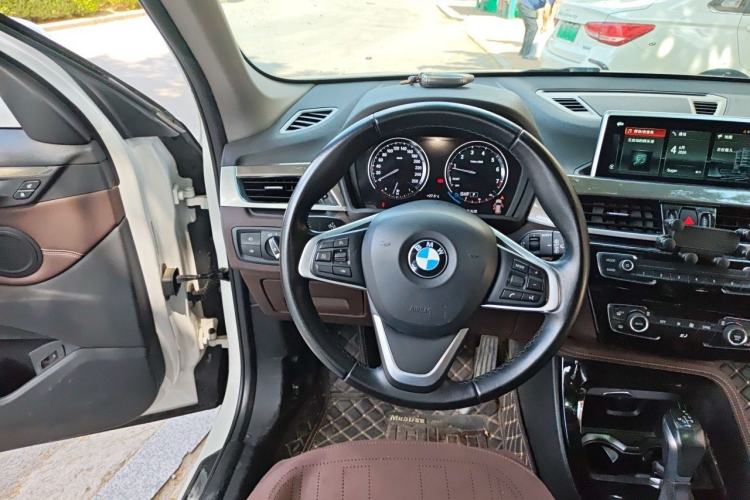 Used BMW X1 2019 xDrive20Li Luxury Model Steering Wheel