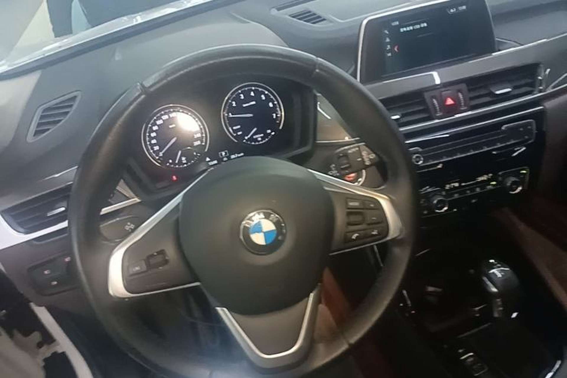 Used BMW X1 2019 sDrive18Li Premium Edition Steering Wheel