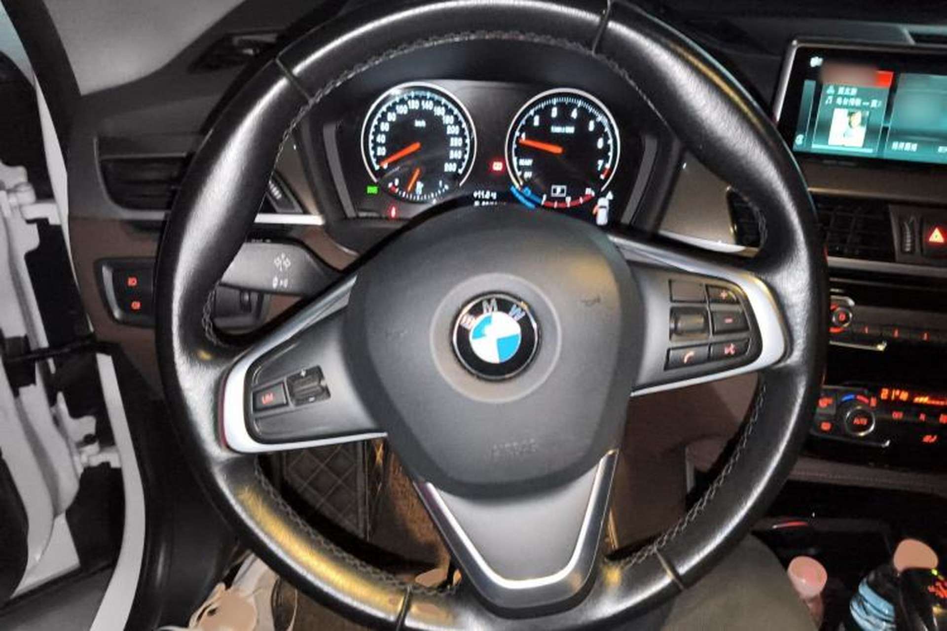 Used BMW X1 2019 xDrive20Li Luxury Model Steering Wheel