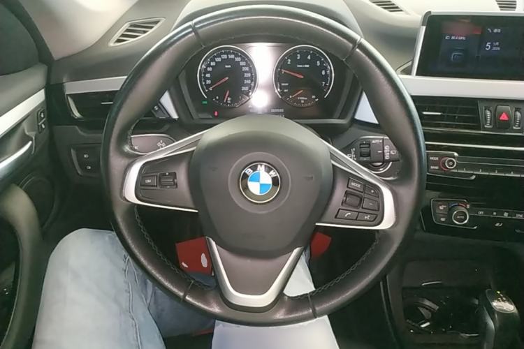 Used BMW X1 2019 sDrive20Li Leading Model Steering Wheel