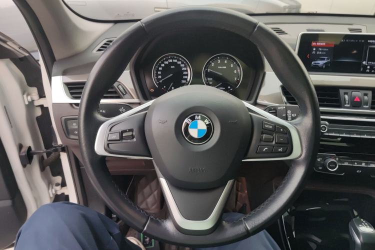 Used BMW X1 2019 sDrive18Li Premium Edition Steering Wheel