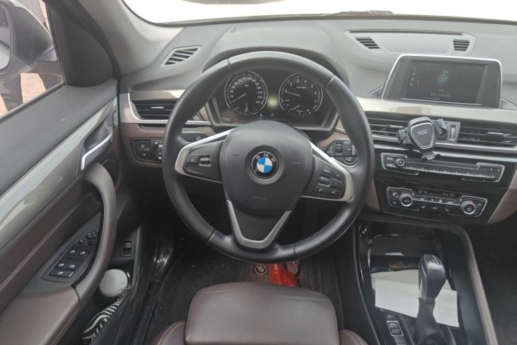 Used BMW X1 2019 sDrive18Li Premium Edition Steering Wheel