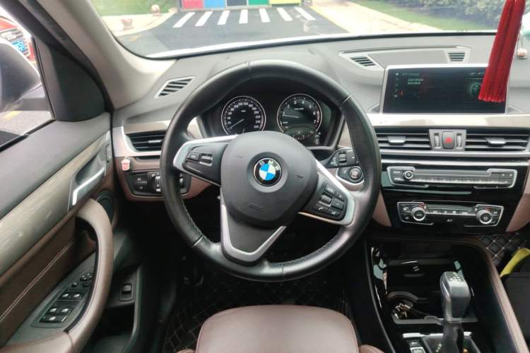 Used BMW X1 2019 xDrive20Li Luxury Model Steering Wheel