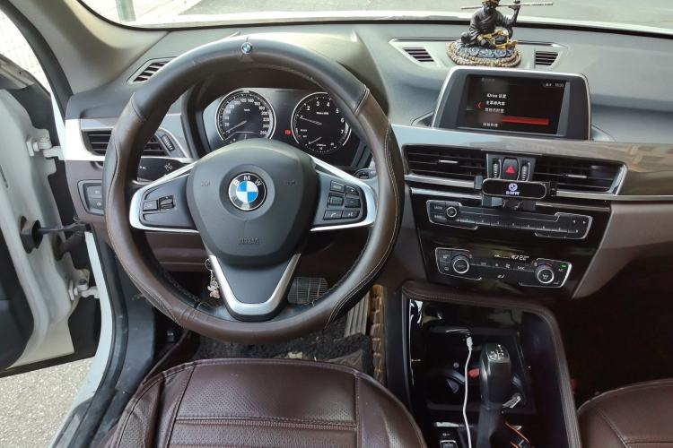 Used BMW X1 2019 sDrive18Li Premium Edition Steering Wheel