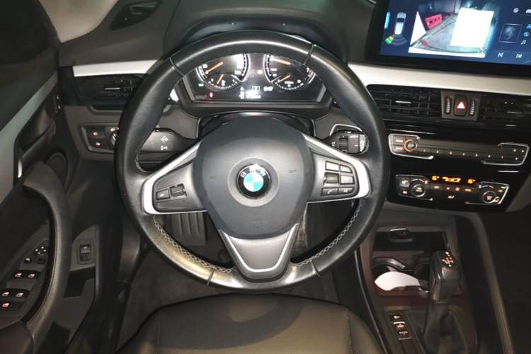 Used BMW X1 2019 sDrive20Li Leading Model Steering Wheel