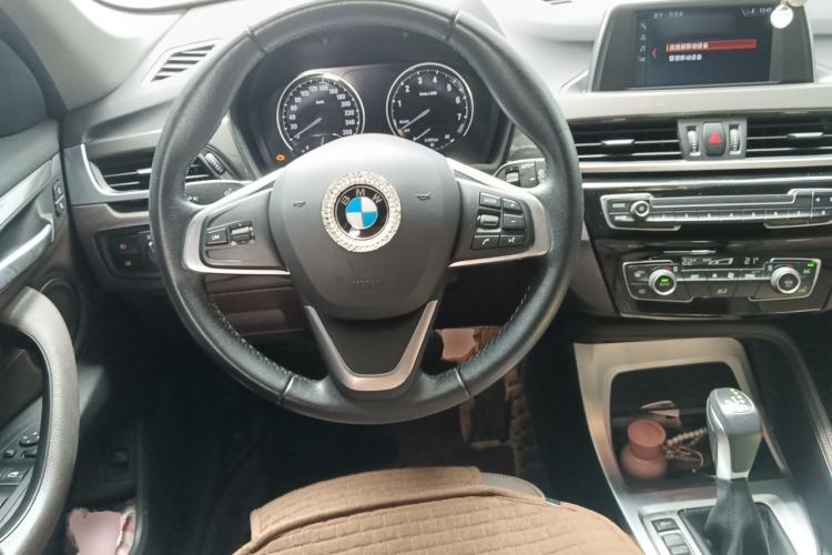 Used BMW X1 2019 sDrive18Li Premium Edition Steering Wheel