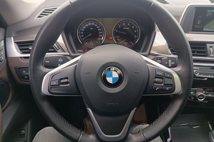 Used BMW X1 2019 sDrive18Li Premium Edition Steering Wheel