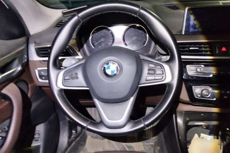 Used BMW X1 2019 xDrive20Li Luxury Model Steering Wheel
