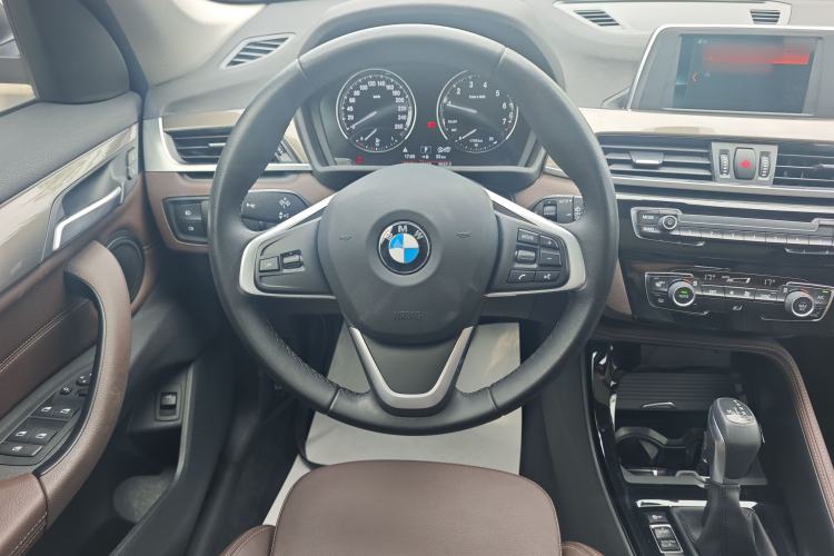 Used BMW X1 2019 sDrive18Li Premium Edition Steering Wheel