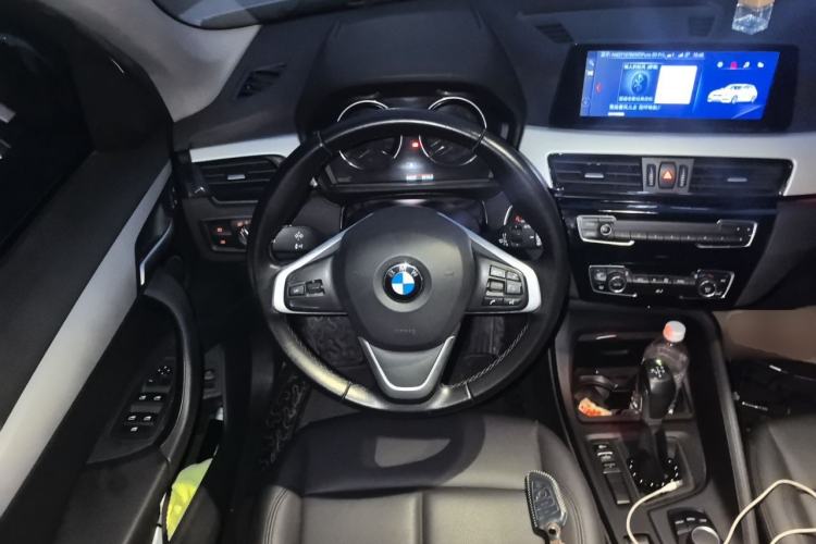 Used BMW X1 2019 sDrive20Li Leading Model Steering Wheel