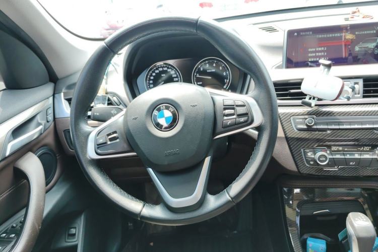 Used BMW X1 2019 xDrive20Li Luxury Model Steering Wheel