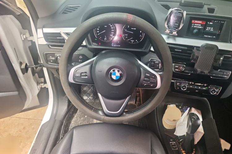 Used BMW X1 2019 sDrive20Li Leading Model Steering Wheel