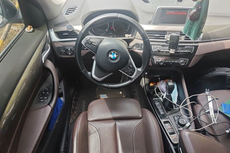 Used BMW X1 2019 sDrive18Li Premium Edition Steering Wheel