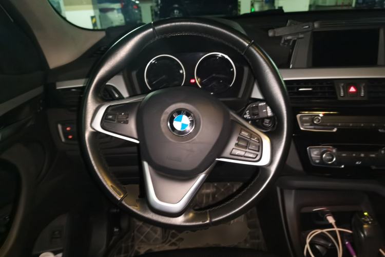 Used BMW X1 2019 sDrive20Li Leading Model Steering Wheel