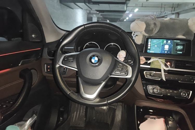 Used BMW X1 2019 xDrive20Li Luxury Model Steering Wheel