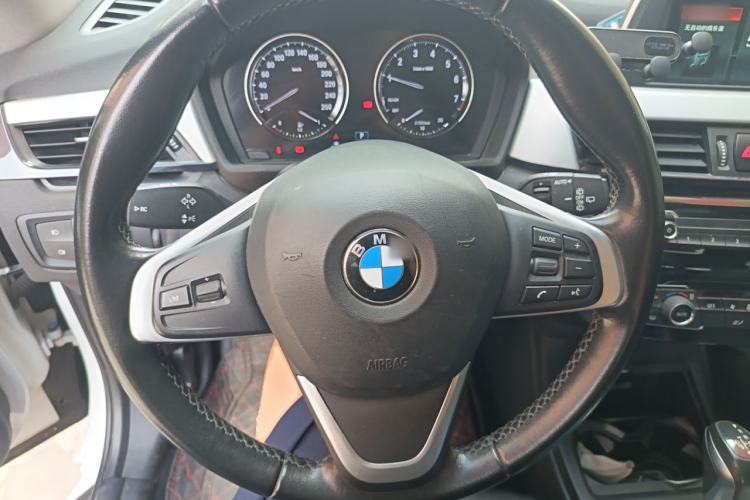 Used BMW X1 2019 sDrive20Li Leading Model Steering Wheel