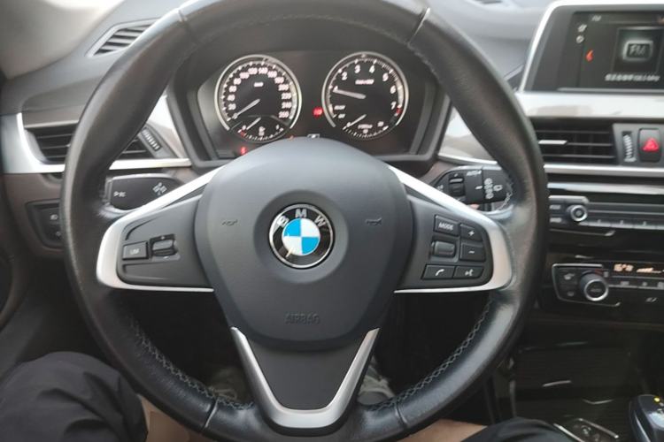 Used BMW X1 2019 sDrive18Li Premium Edition Steering Wheel